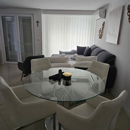 Apartman Stella Рованьска Экстерьер фото