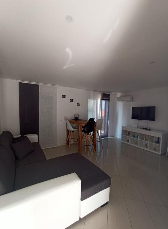 Apartman Stella Рованьска Экстерьер фото